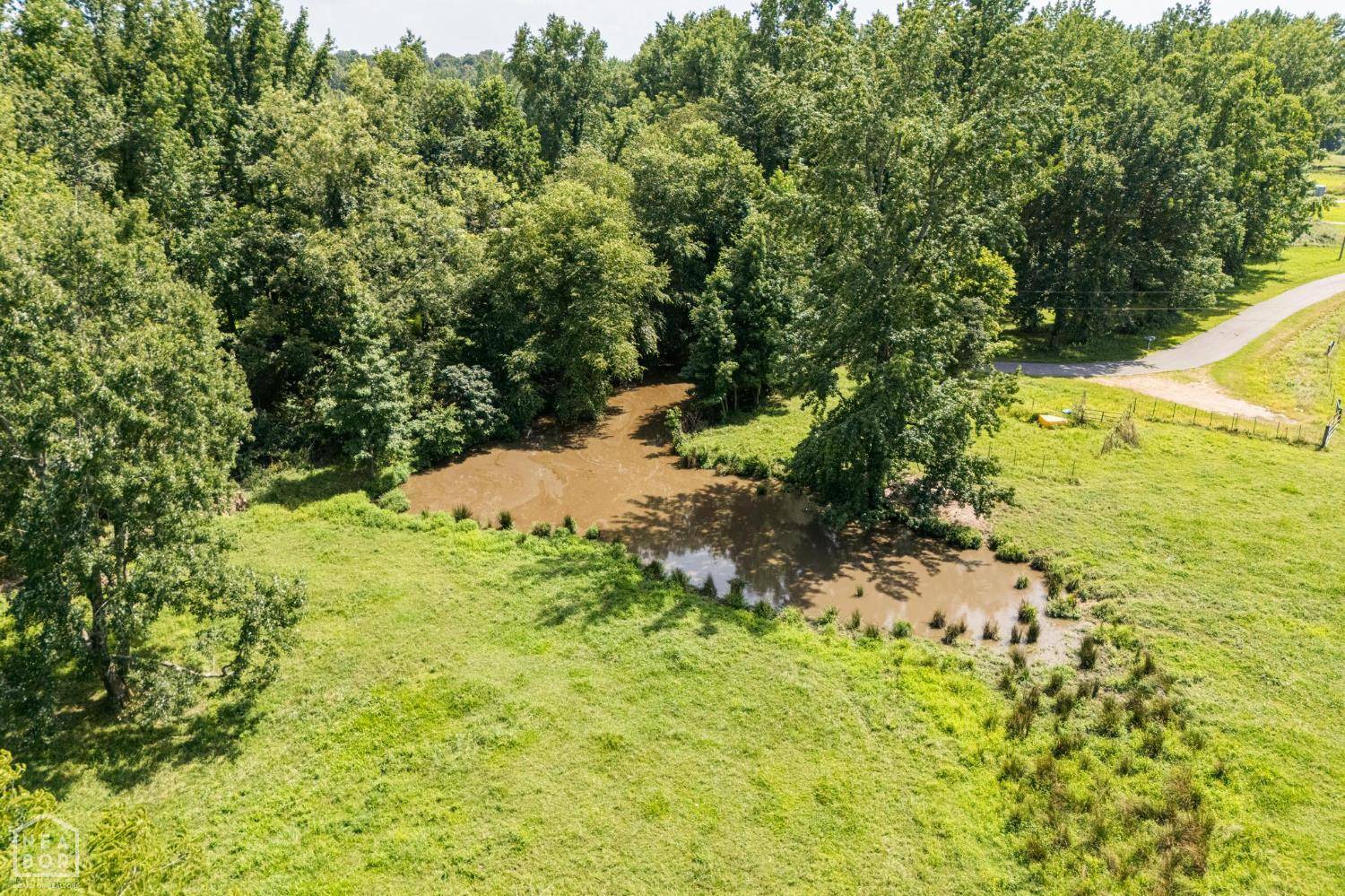 Lafe, AR 72436,9 Eagle Street