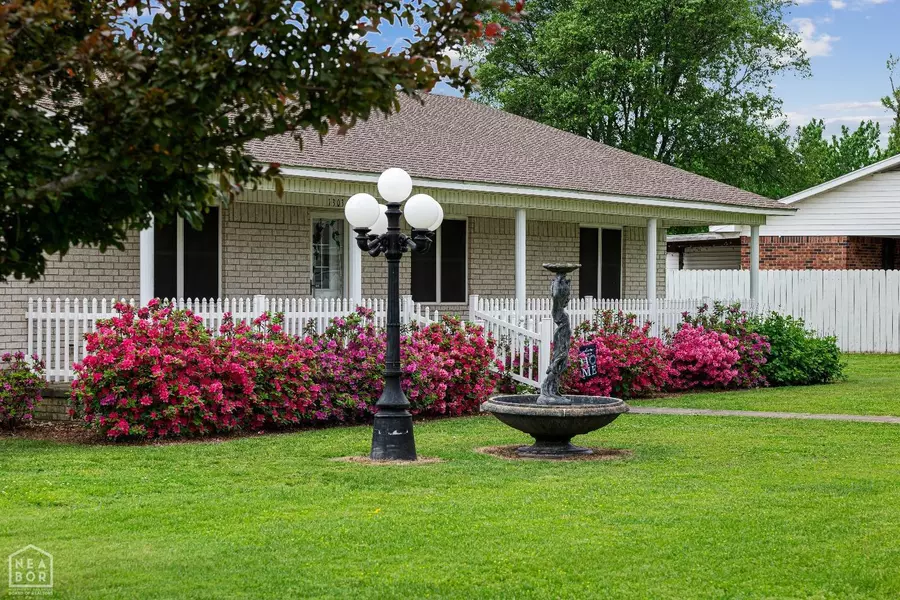 1303 Magnolia Avenue, Walnut Ridge, AR 72476