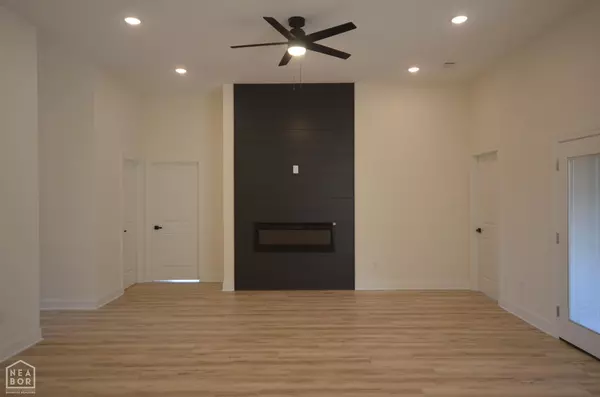 Bono, AR 72416,319 Hollis