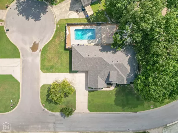 Jonesboro, AR 72404,5902 Friendship Circle