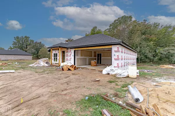 Bono, AR 72416,219 Woodland Trail