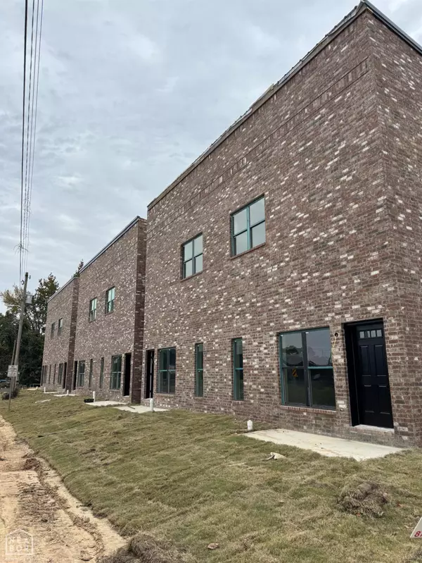 Jonesboro, AR 72401,321 Houghton