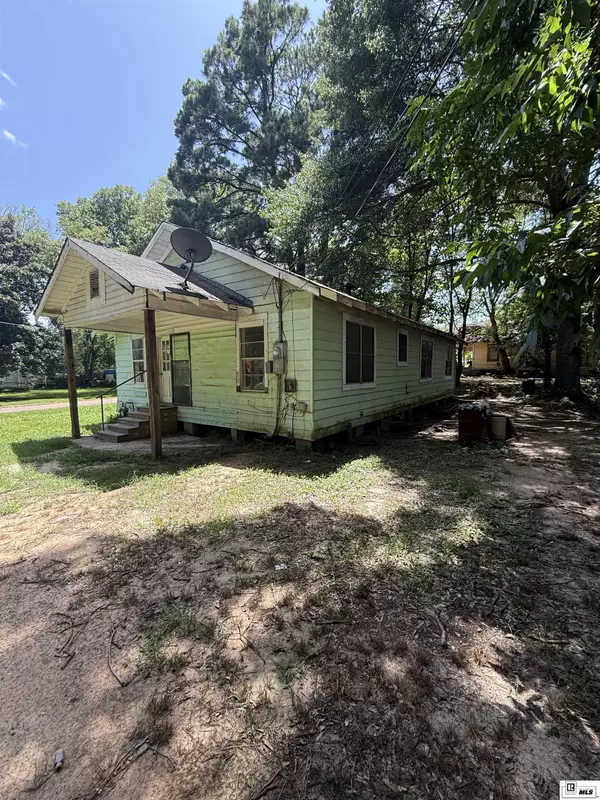 333 W CYPRESS STREET, Bastrop, LA 71220
