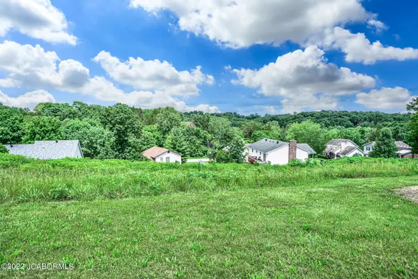 Jefferson City, MO 65109,3217 CRYSTAL COURT