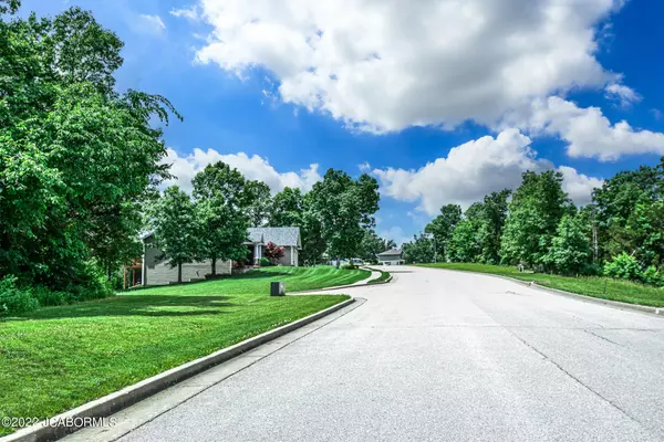 Jefferson City, MO 65109,3301 DANE CIRCLE