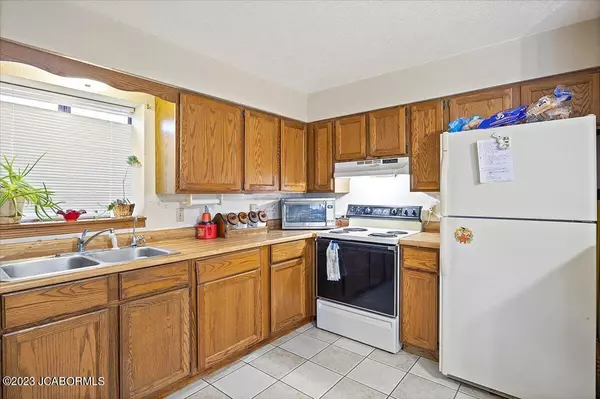 Edwards, MO 65326,933 GOLDEN GOOSE DRIVE