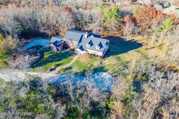 Jefferson City, MO 65101,425 CEDAR CREEK COURT