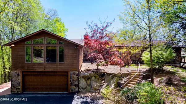 Holts Summit, MO 65043,12347 DOGWOOD DRIVE