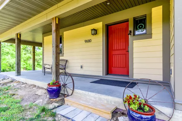 Hallsville, MO 65255,9680 N PHILLIPE ROAD