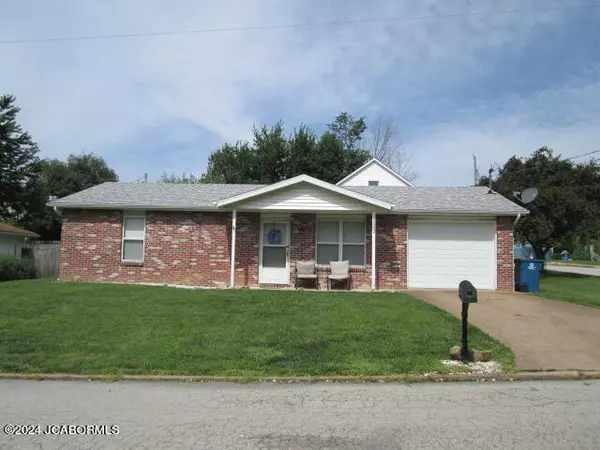 5002 SMITH STREET, Russellville, MO 65074