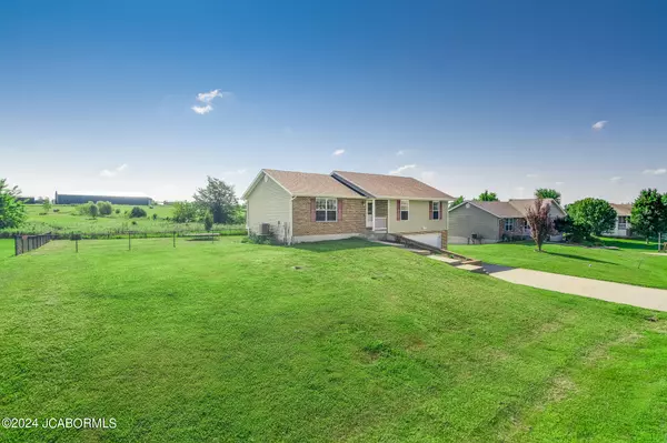 New Bloomfield, MO 65063,9450 ERIKA LANE