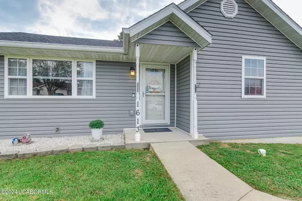 Holts Summit, MO 65043,1613 SUMMIT VIEW DRIVE