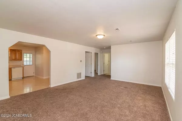 Holts Summit, MO 65043,128 HAYES STREET