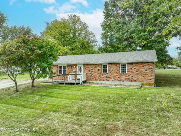 506 WILLIAM STREET, Holts Summit, MO 65043