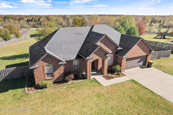 1803 COUNTY ROAD 359, Fulton, MO 65251