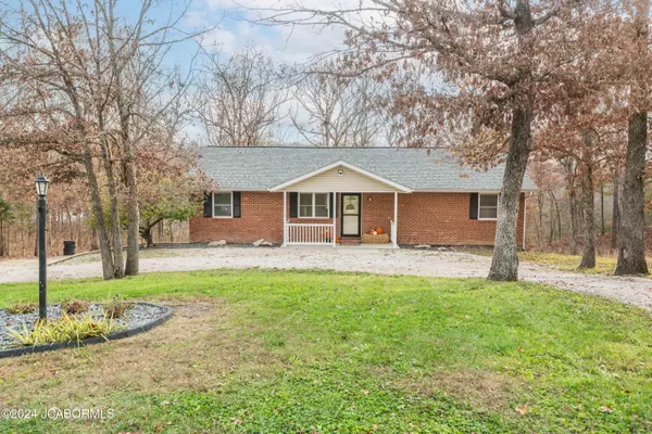 2598 N LAKE DRIVE, Holts Summit, MO 65043