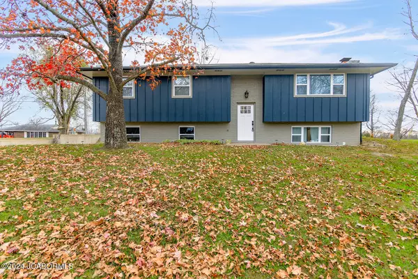 168 TANGLEWOOD DRIVE, Holts Summit, MO 65043