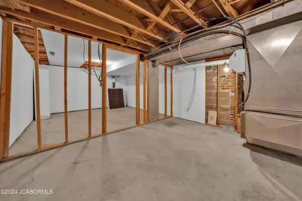 Holts Summit, MO 65043,3770 STATE RD AA