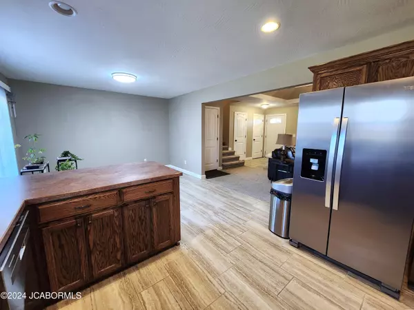 Holts Summit, MO 65043,160 SATURN COURT