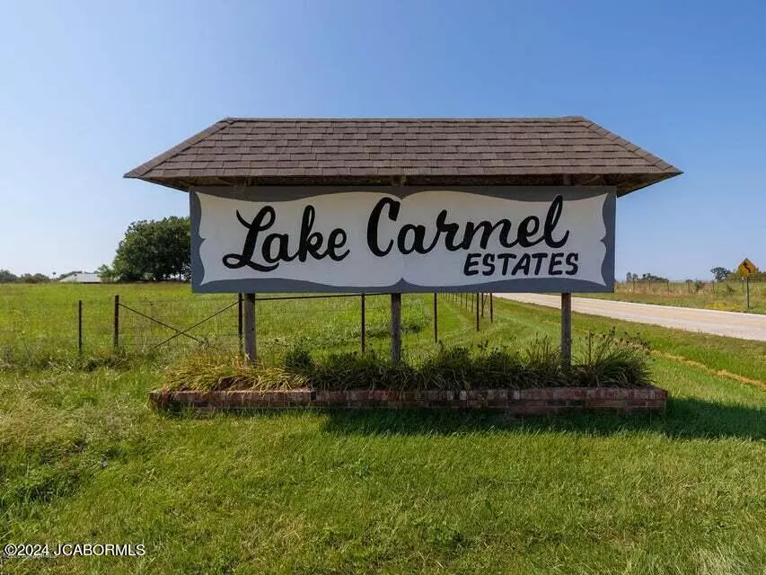 Eugene, MO 65032,9812 LAKEVIEW DRIVE