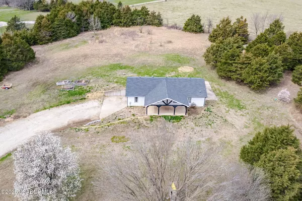 8814 PENNY HOLLOW LANE, Eugene, MO 65032