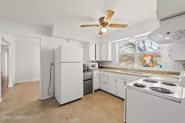 Chamois, MO 65024,104 E TENNESSEE STREET