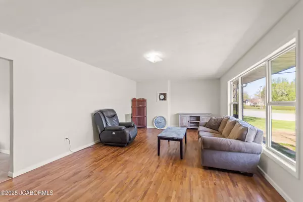 Chamois, MO 65024,104 E TENNESSEE STREET