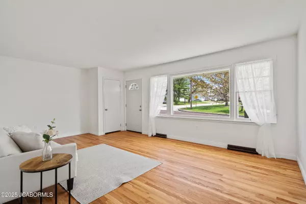 Fulton, MO 65251,1103 SIOUX DRIVE