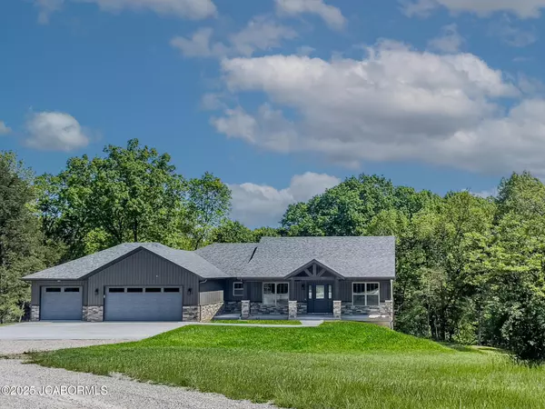 3 ECHO BLUFF LANE, Holts Summit, MO 65043