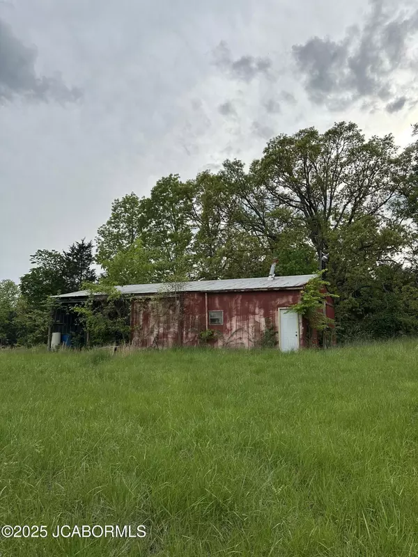 Belle, MO 65013,35329 HIGHWAY EE