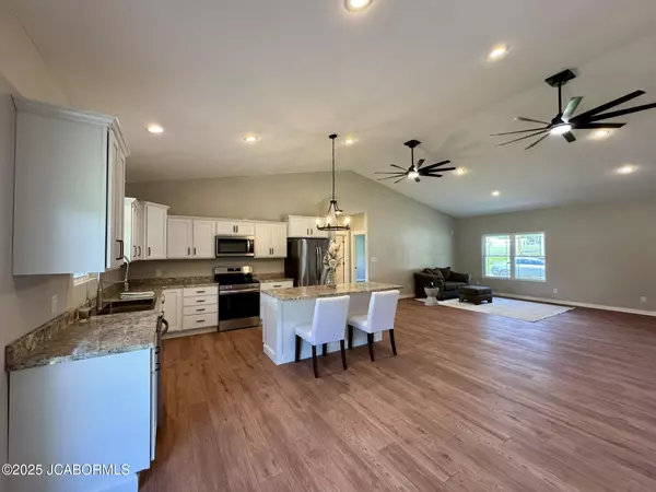 Tipton, MO 65081,312 GRAVOIS AVENUE