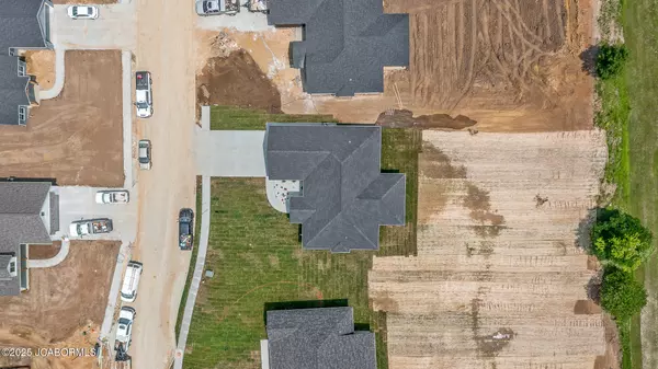 Holts Summit, MO 65043,10890 COUNTRY AIRE MEADOWS COURT