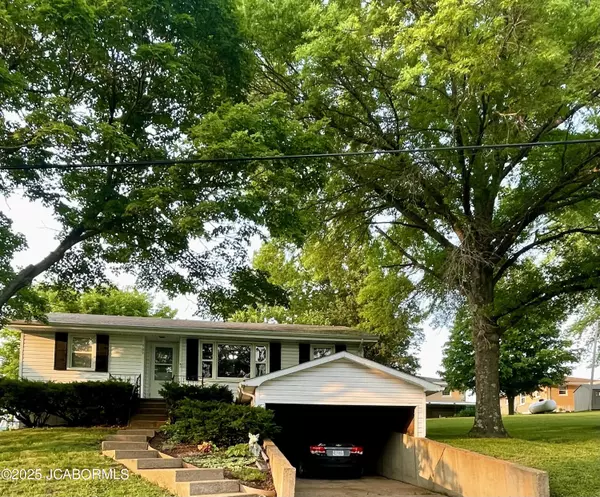 Linn, MO 65051,909 E JEFFERSON STREET