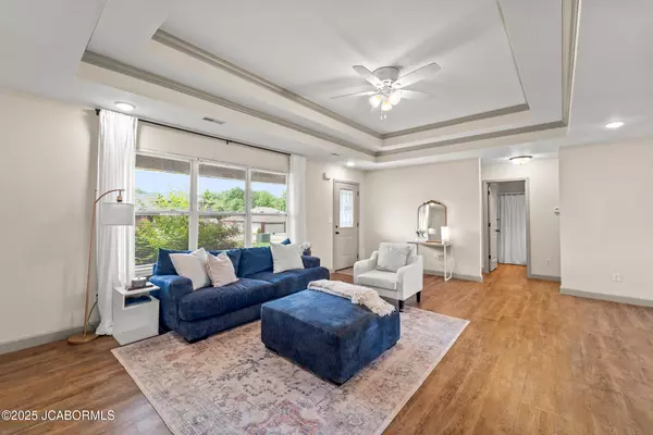 Holts Summit, MO 65043,130 SHELTON DRIVE