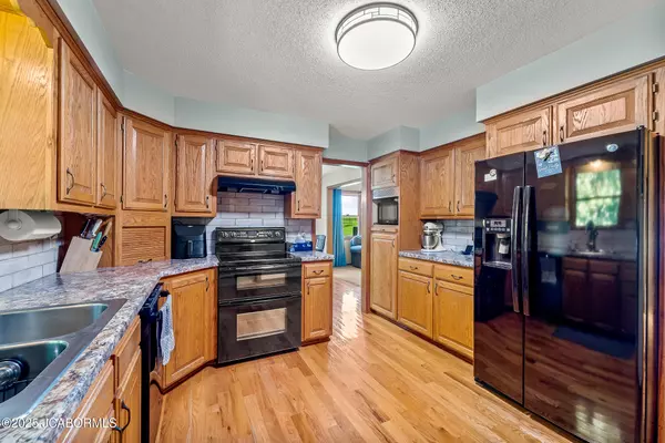 Linn, MO 65051,1615 HWY 89 S