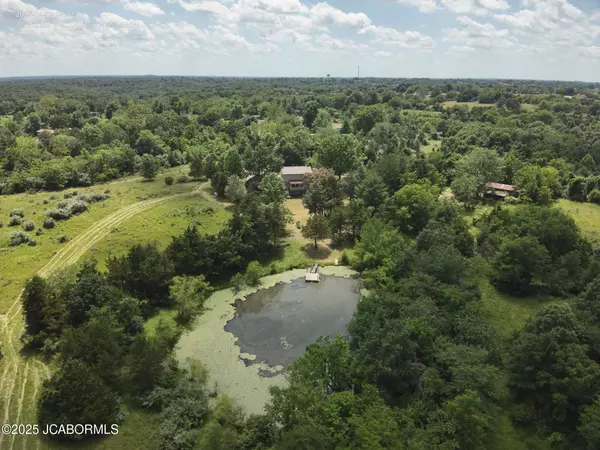 Holts Summit, MO 65043,423 VAN HORN ROAD