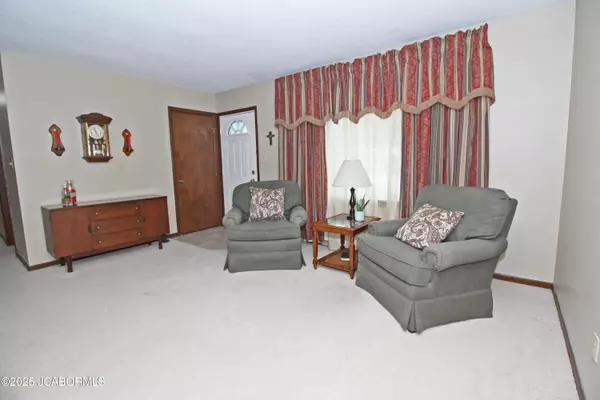 Holts Summit, MO 65043,521 CALLAWAY DRIVE