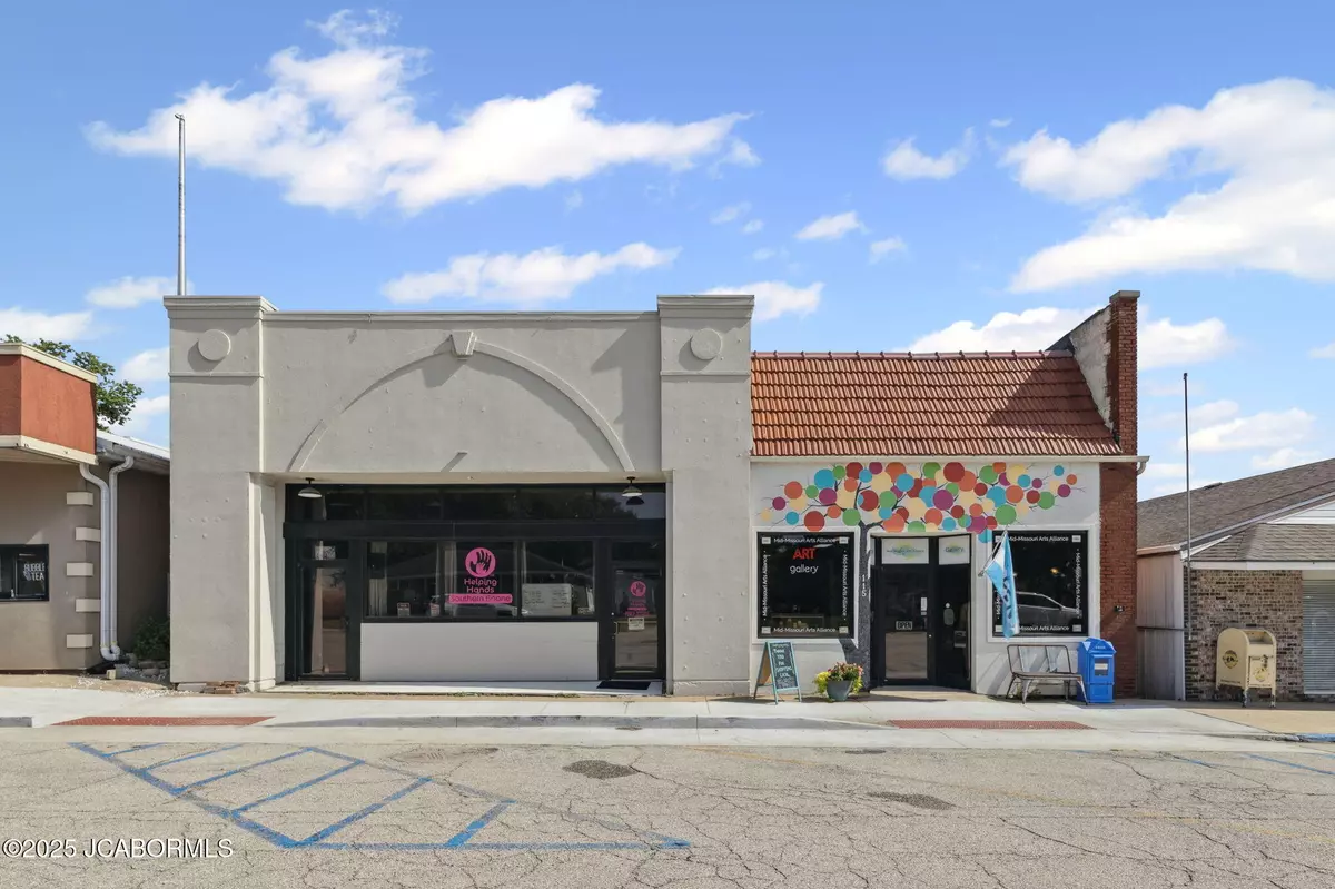 Ashland, MO 65010,113/115 E BROADWAY