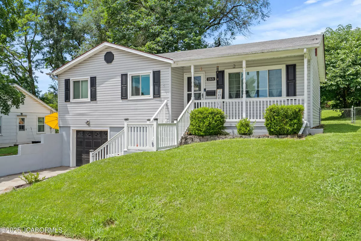 Boonville, MO 65233,265 MOHAWK DRIVE