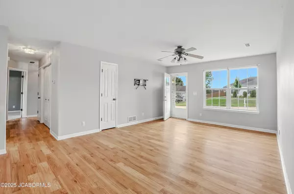 Columbia, MO 65202,215 E TULLY COURT