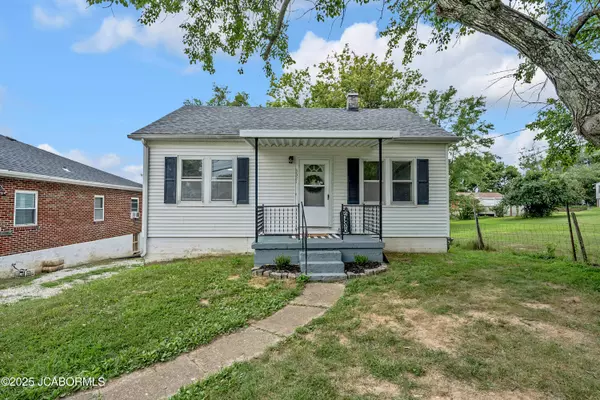 3321 N 10 MILE DRIVE, Jefferson City, MO 65109