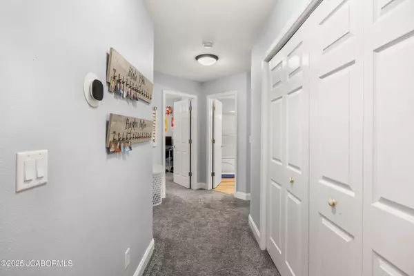 Camdenton, MO 65020,207 MAYFAIR LANE