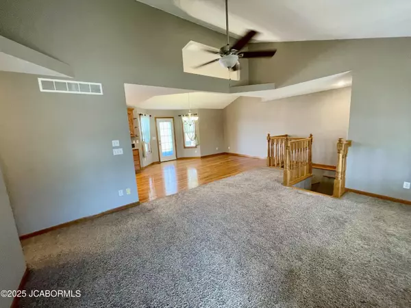 Jefferson City, MO 65109,3706 BUCKINGHAM