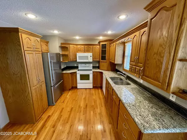 Jefferson City, MO 65109,3706 BUCKINGHAM