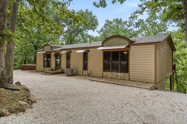 Lake Ozark, MO 65049,28 FOUR WINDS COURT