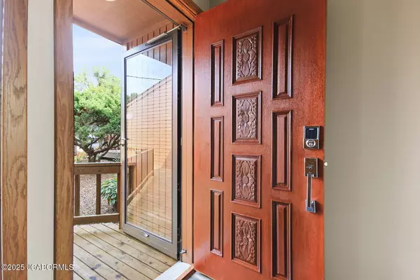 Holts Summit, MO 65043,1208 AUTUMN RIDGE DRIVE