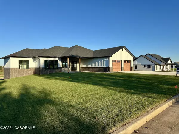 Eugene, MO 65032,13819 REDFIELD DRIVE