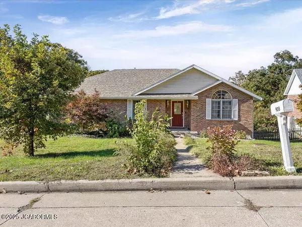 Jefferson City, MO 65109,908 CARI ANN DRIVE