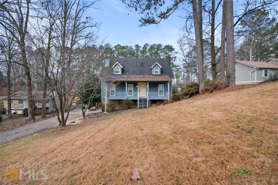 295 Hill Crest CIR, Woodstock, GA 30188