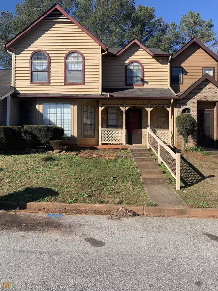 868 Heritage Oaks DR, Stone Mountain, GA 30088